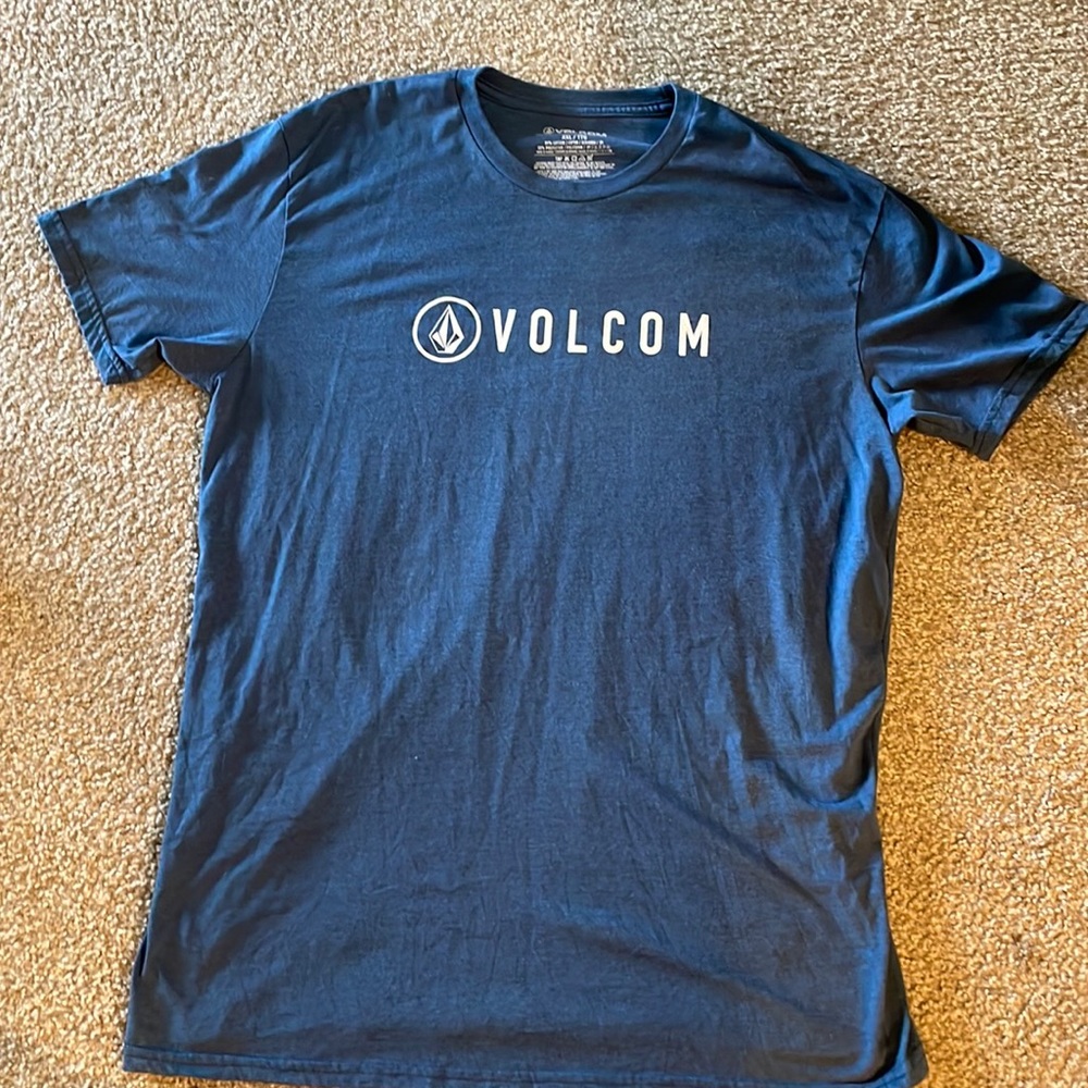 Volcom tee